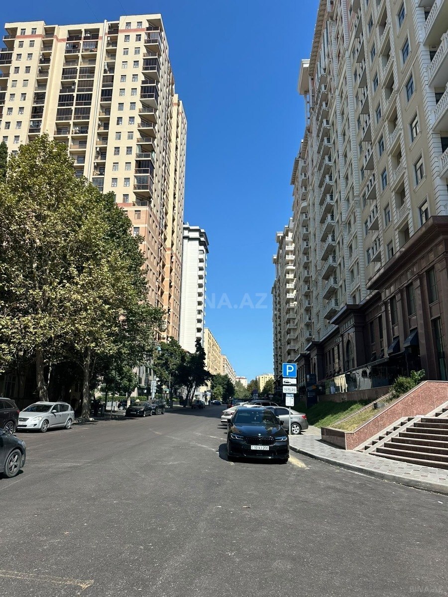 3 otaqlı Yeni tikili, Elmlər Akademiyası m., Bakı