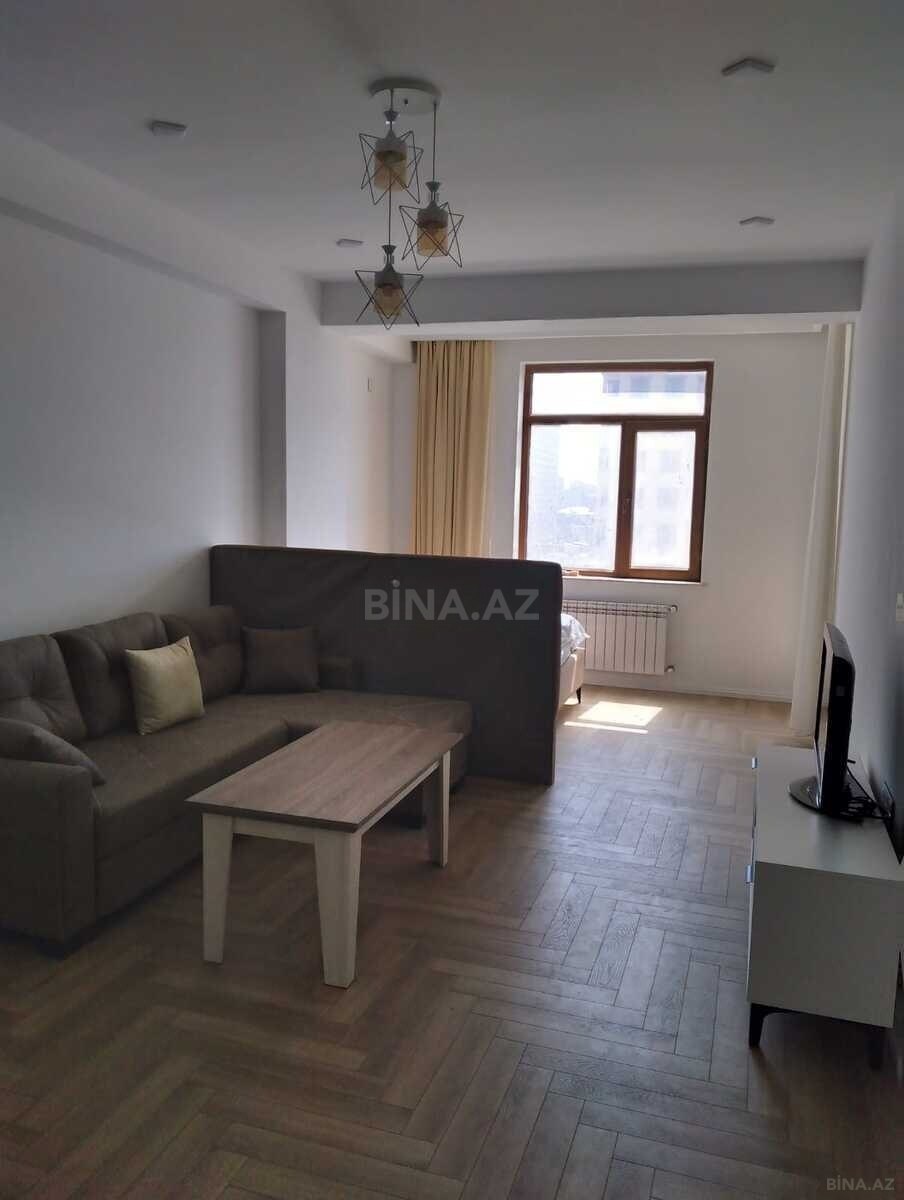 1 otaqlı Yeni tikili, İnşaatçılar m., Bakı