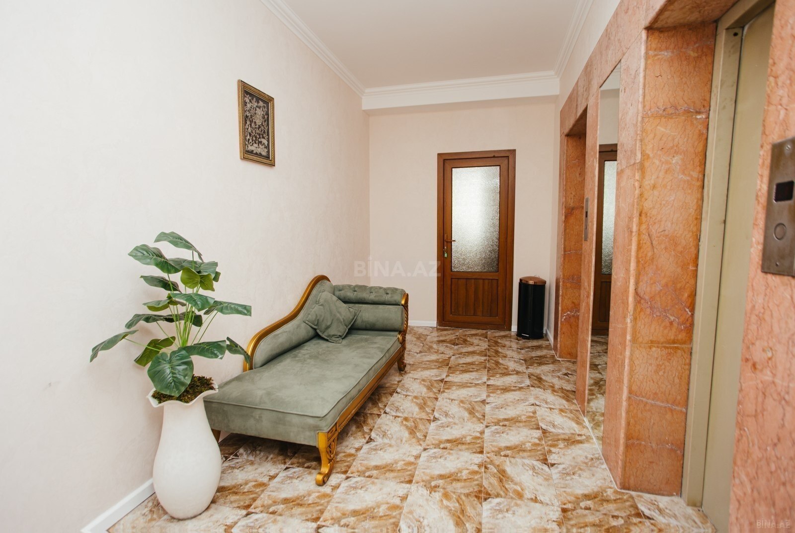 3 otaqlı Yeni tikili, Nizami m., Bakı