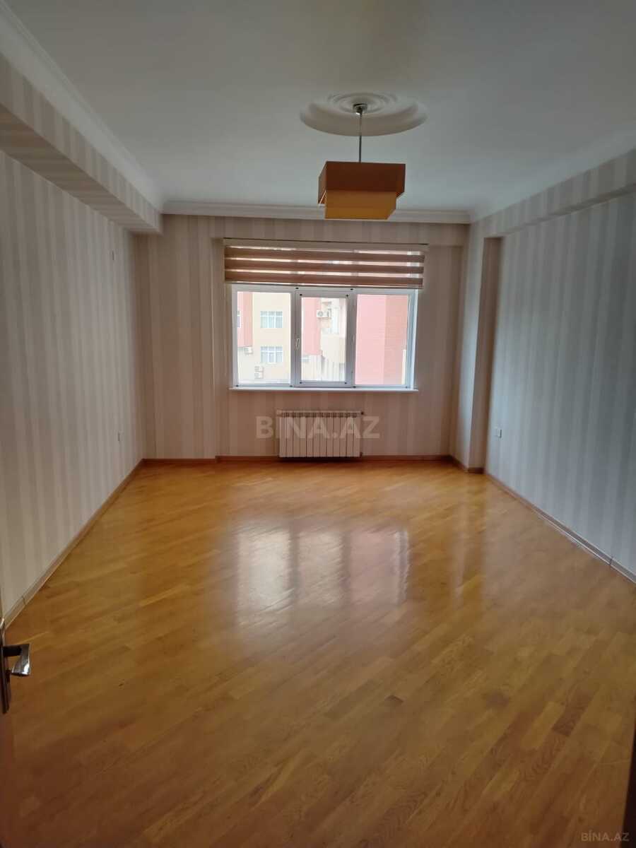5 otaqlı Yeni tikili, Şah İsmayıl Xətai m., Bakı