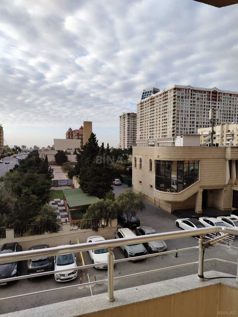 5 otaqlı Yeni tikili, Şah İsmayıl Xətai m., Bakı