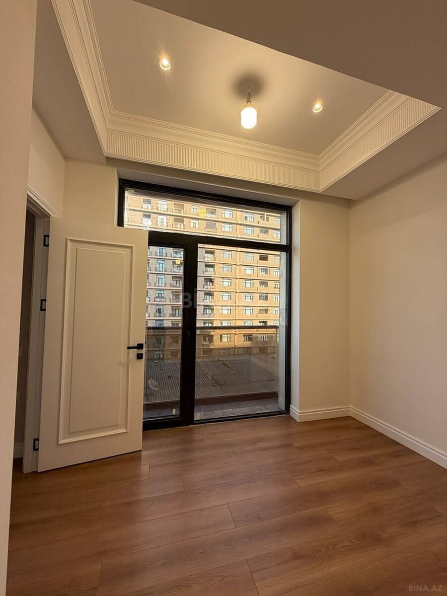 4 otaqlı Yeni tikili, Nizami m., Bakı