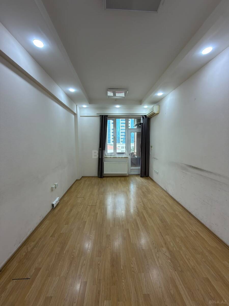 4 otaqlı Ofis, Şah İsmayıl Xətai m., Bakı
