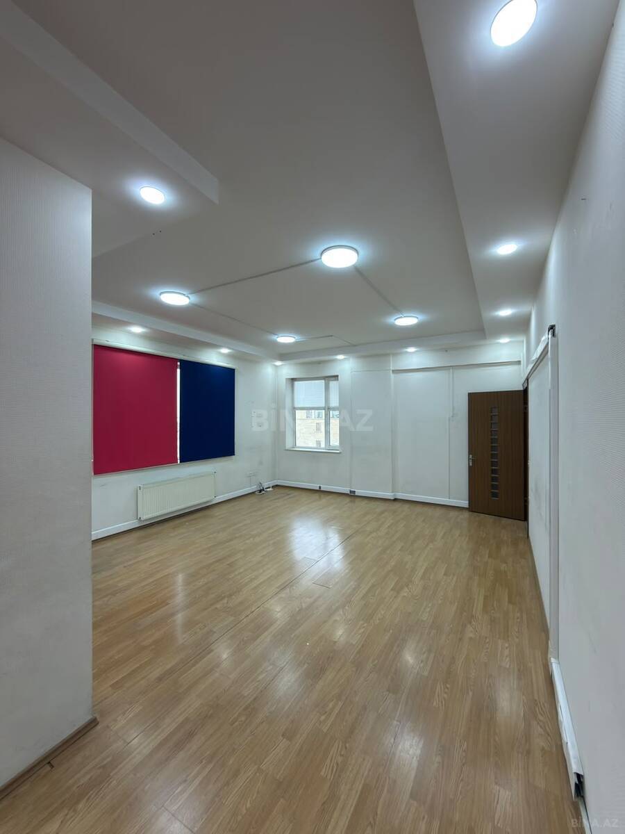 4 otaqlı Ofis, Şah İsmayıl Xətai m., Bakı