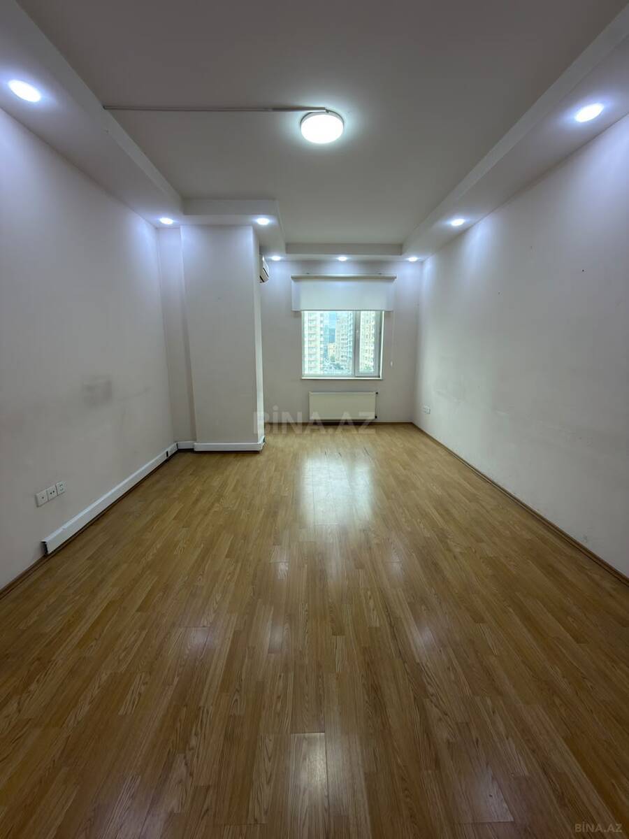 4 otaqlı Ofis, Şah İsmayıl Xətai m., Bakı