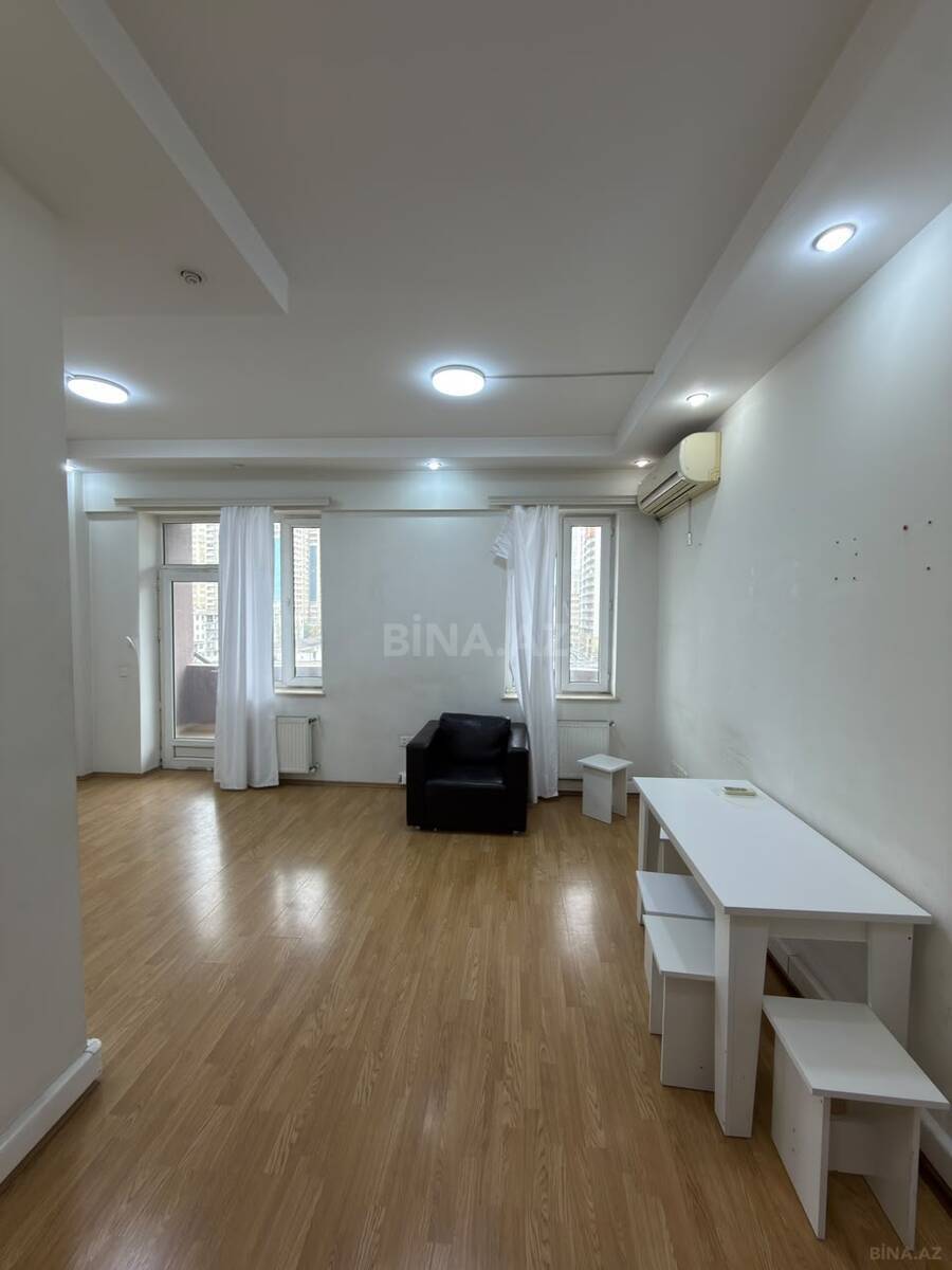 4 otaqlı Ofis, Şah İsmayıl Xətai m., Bakı
