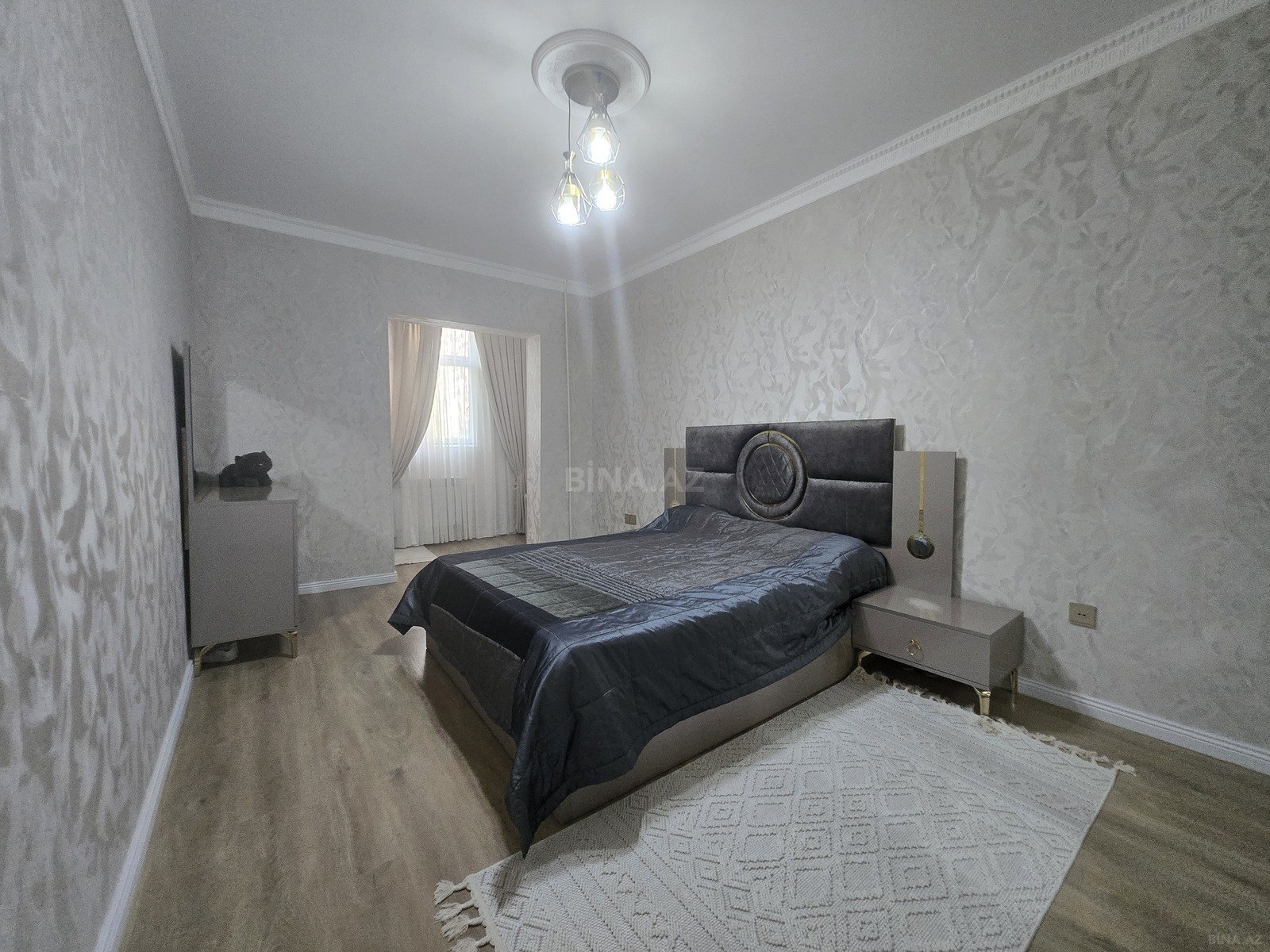 4 otaqlı Köhnə tikili, Nəsimi m., Bakı