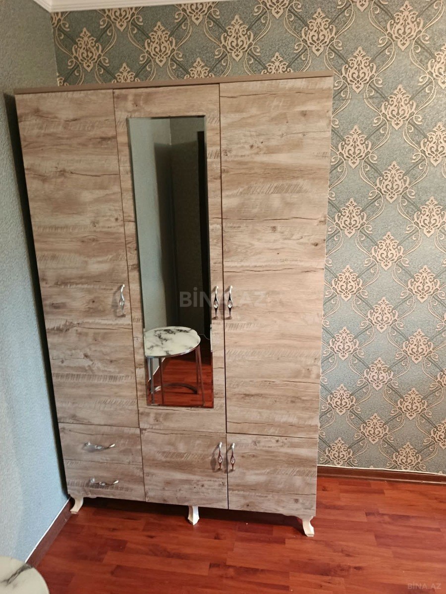 1 otaqlı Köhnə tikili, Qara Qarayev m., Bakı