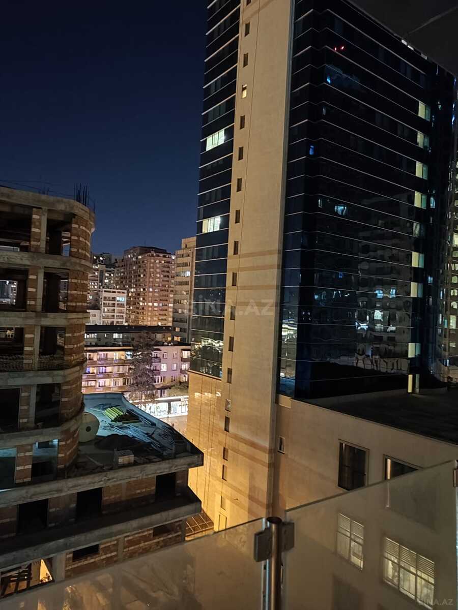 3 otaqlı Yeni tikili, 28 May m., Bakı