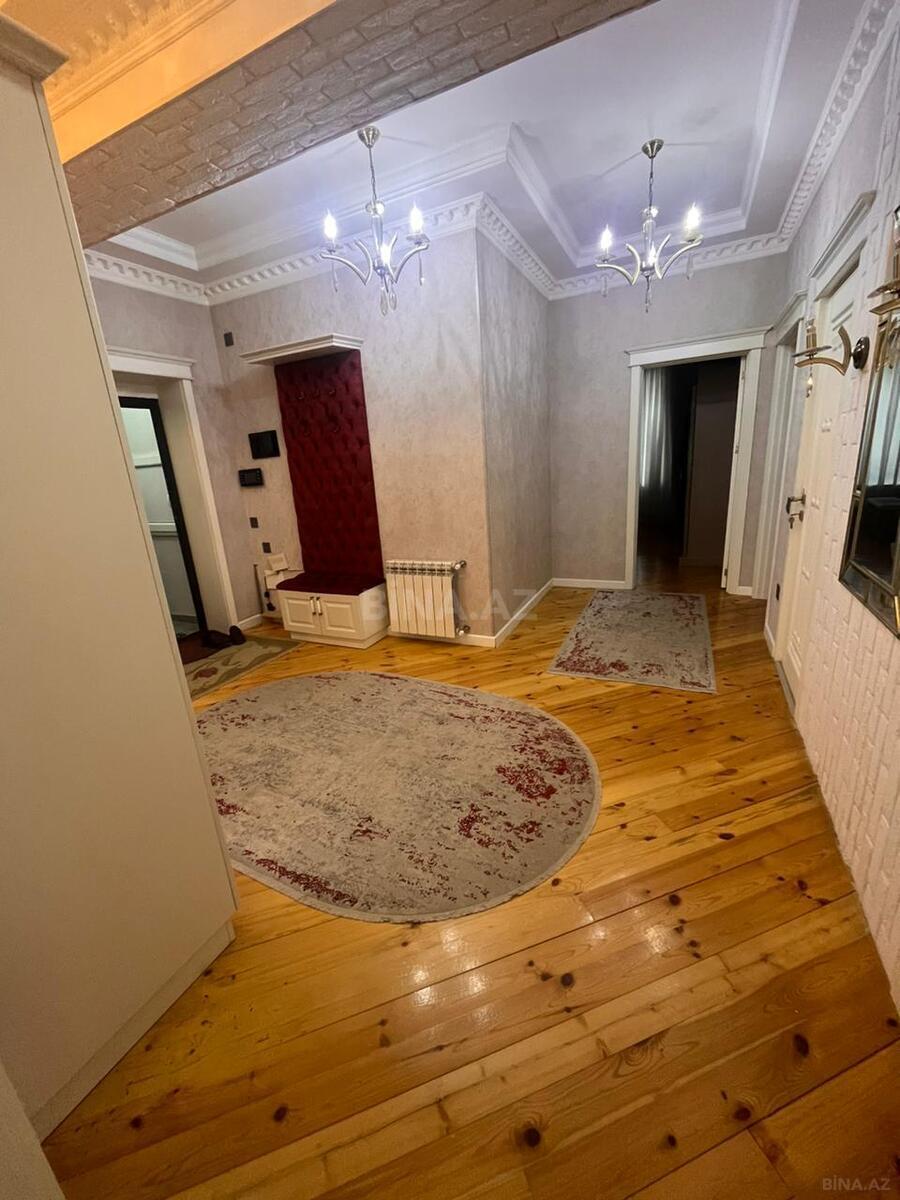 3 otaqlı Yeni tikili, 28 May m., Bakı
