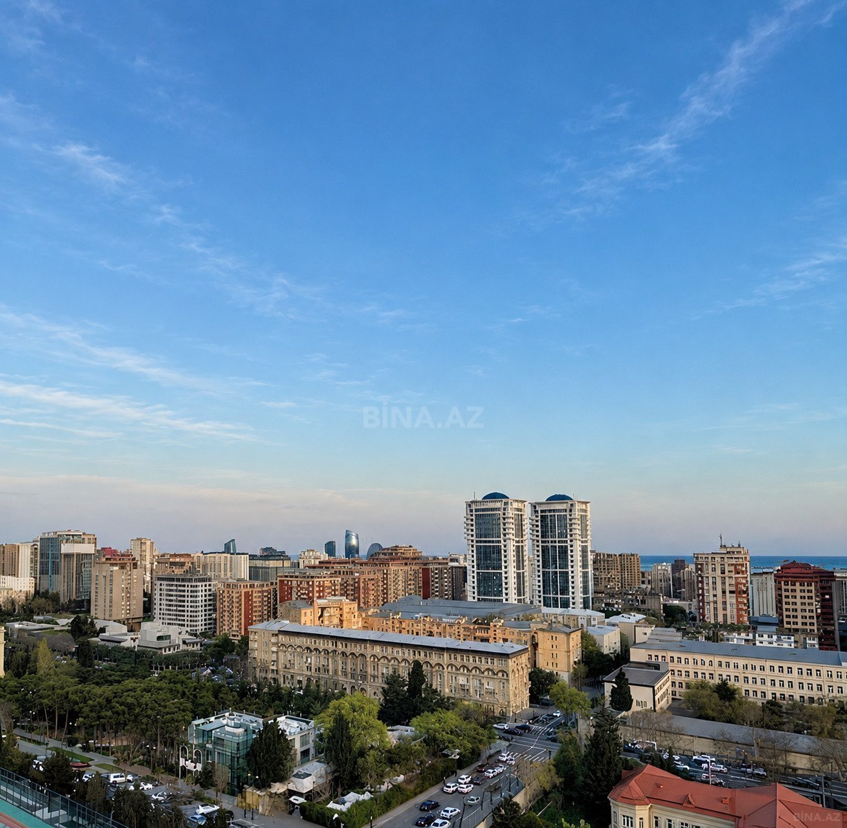 4 otaqlı Yeni tikili, Nizami m., Bakı