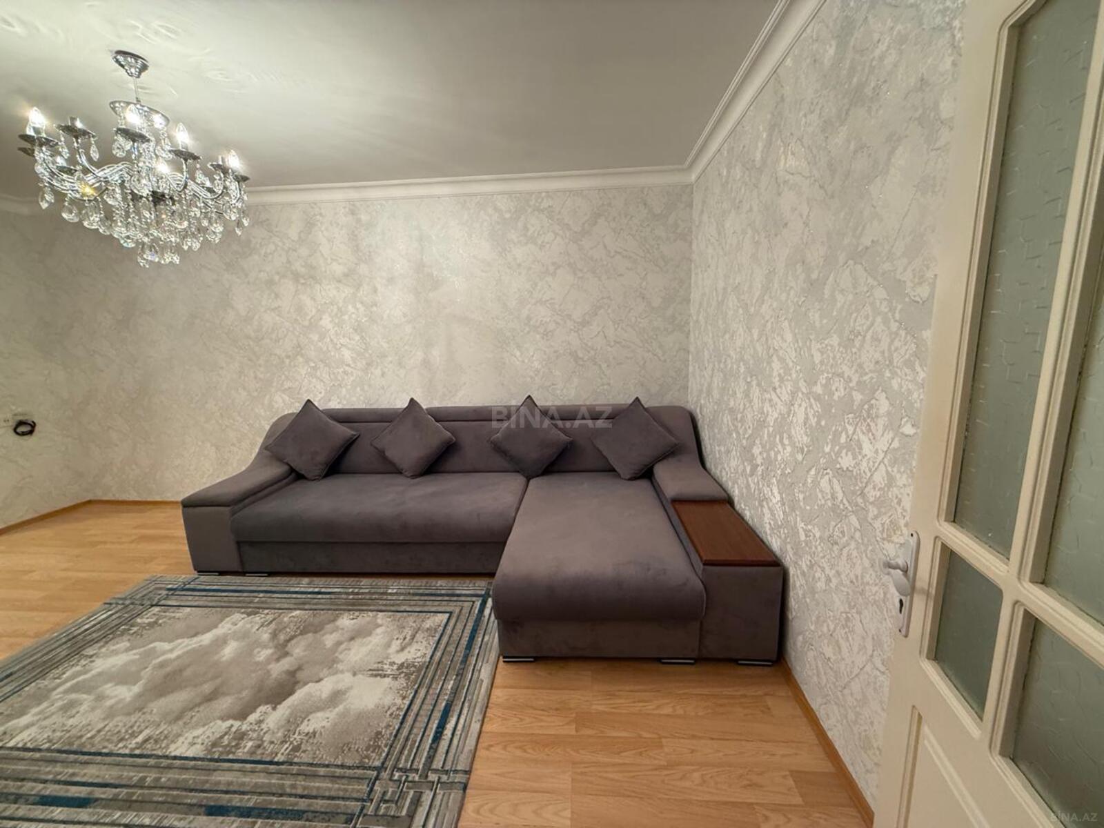 2 otaqlı Köhnə tikili, 28 May m., Bakı