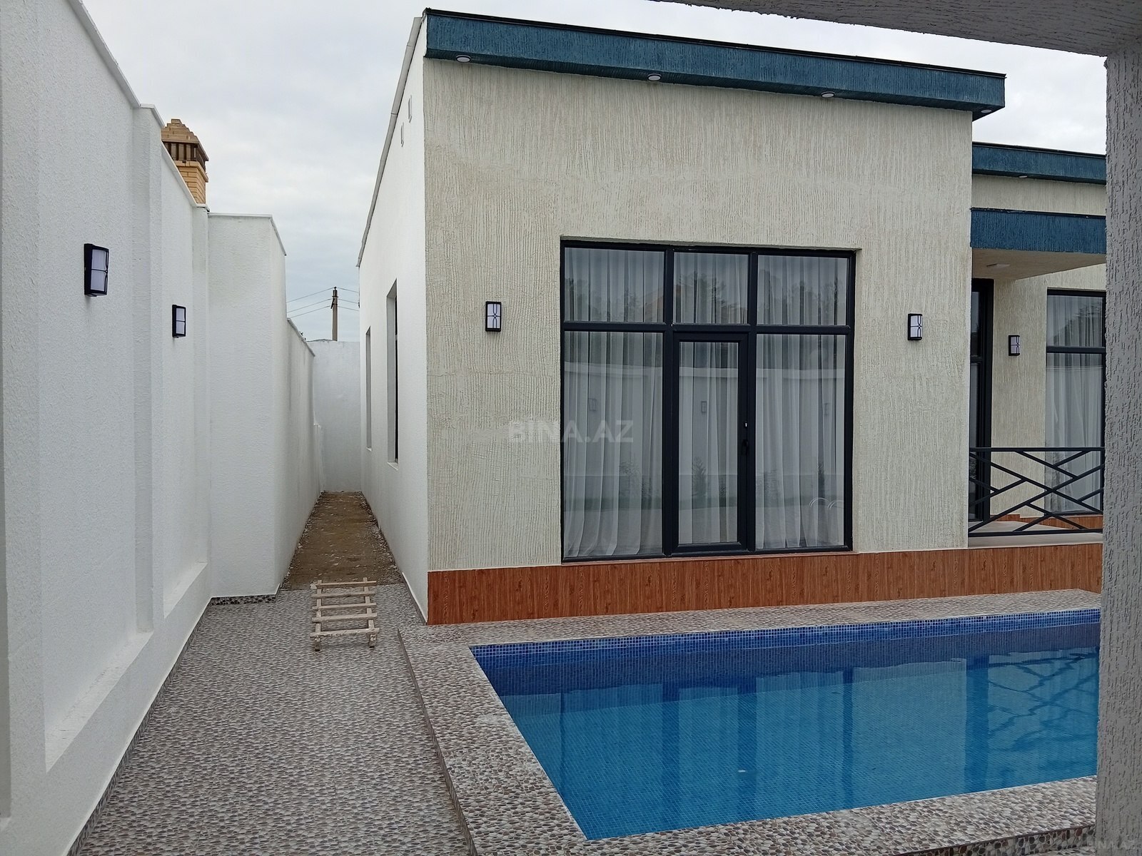 4 otaqlı Həyət evi/Bağ evi, Mərdəkan q., Bakı