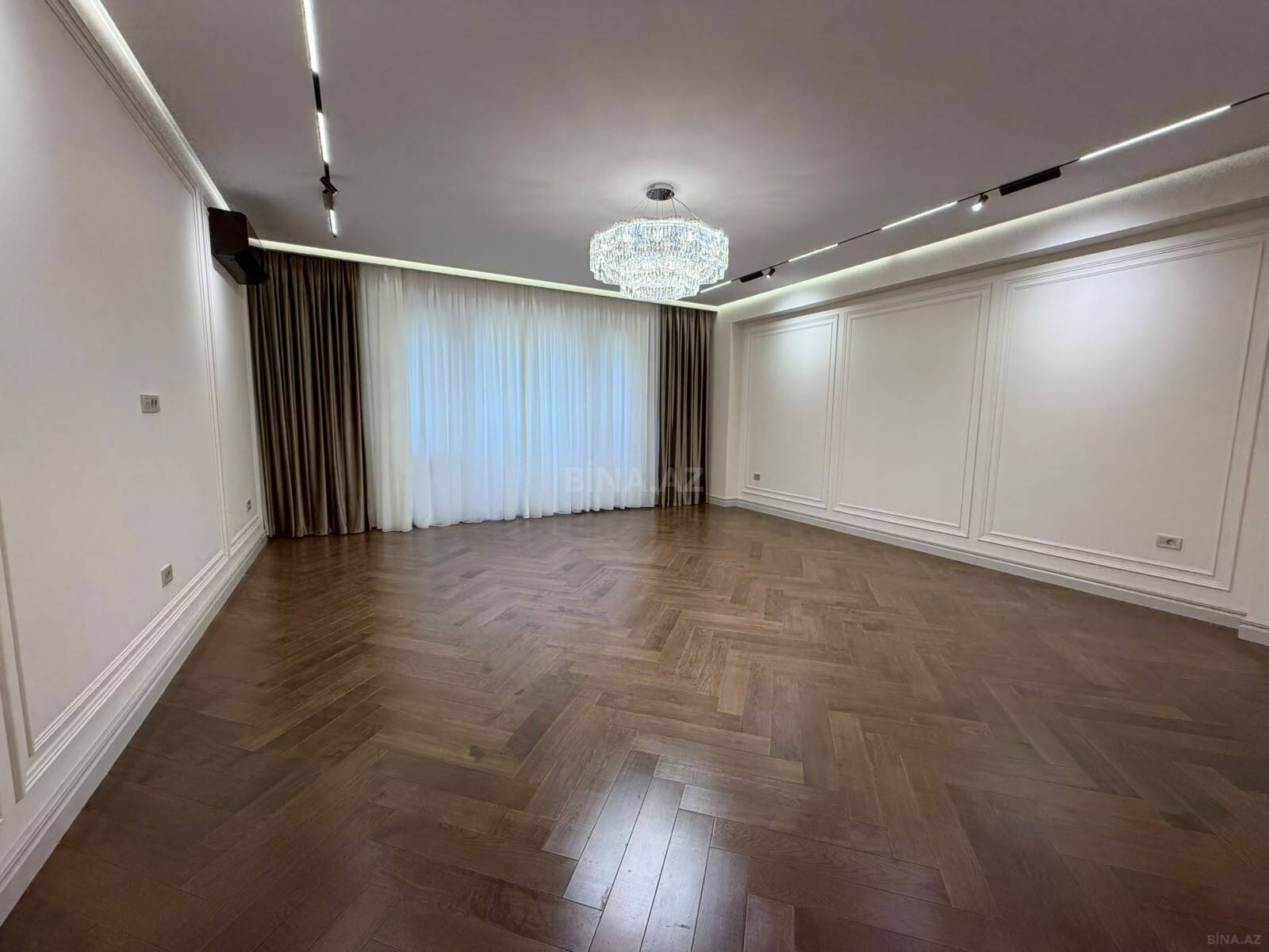 4 otaqlı Yeni tikili, 28 May m., Bakı