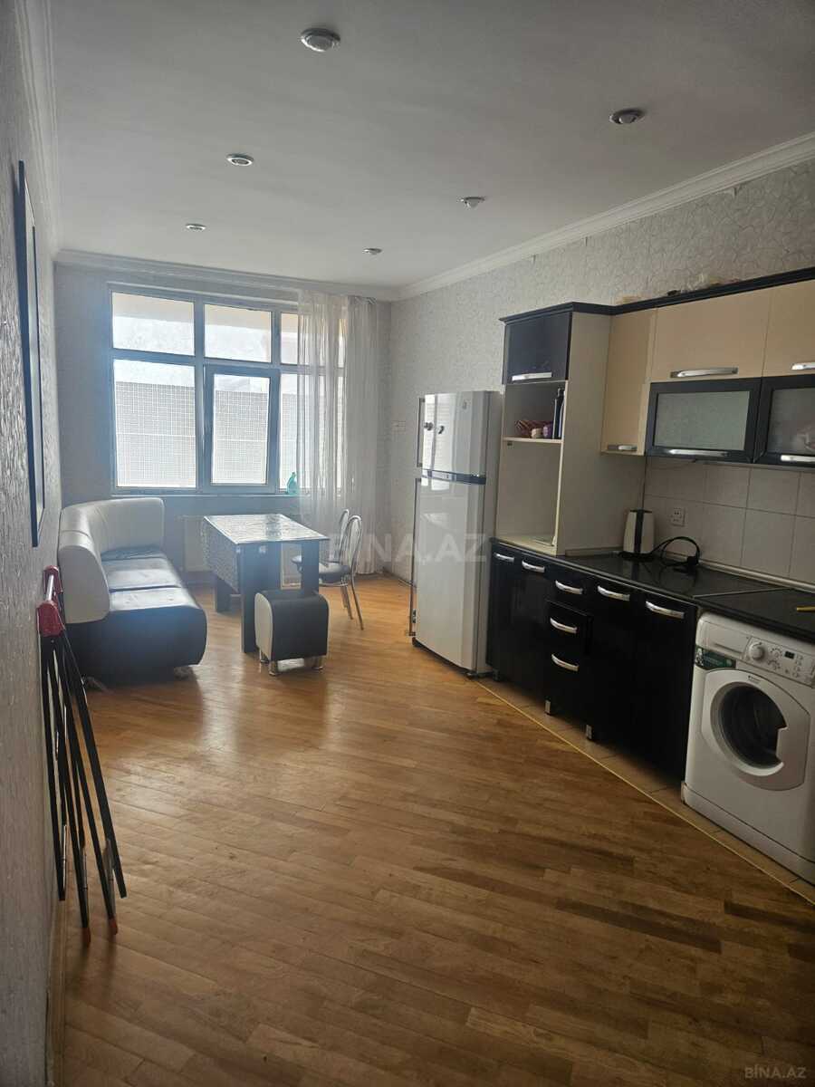 3 otaqlı Yeni tikili, 8 Noyabr m., Bakı