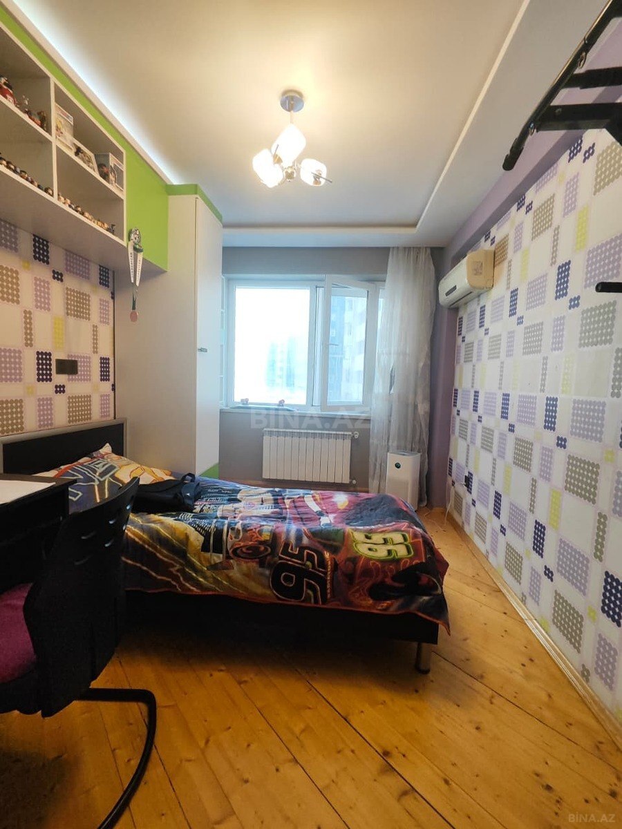 4 otaqlı Yeni tikili, Bakıxanov q., Bakı