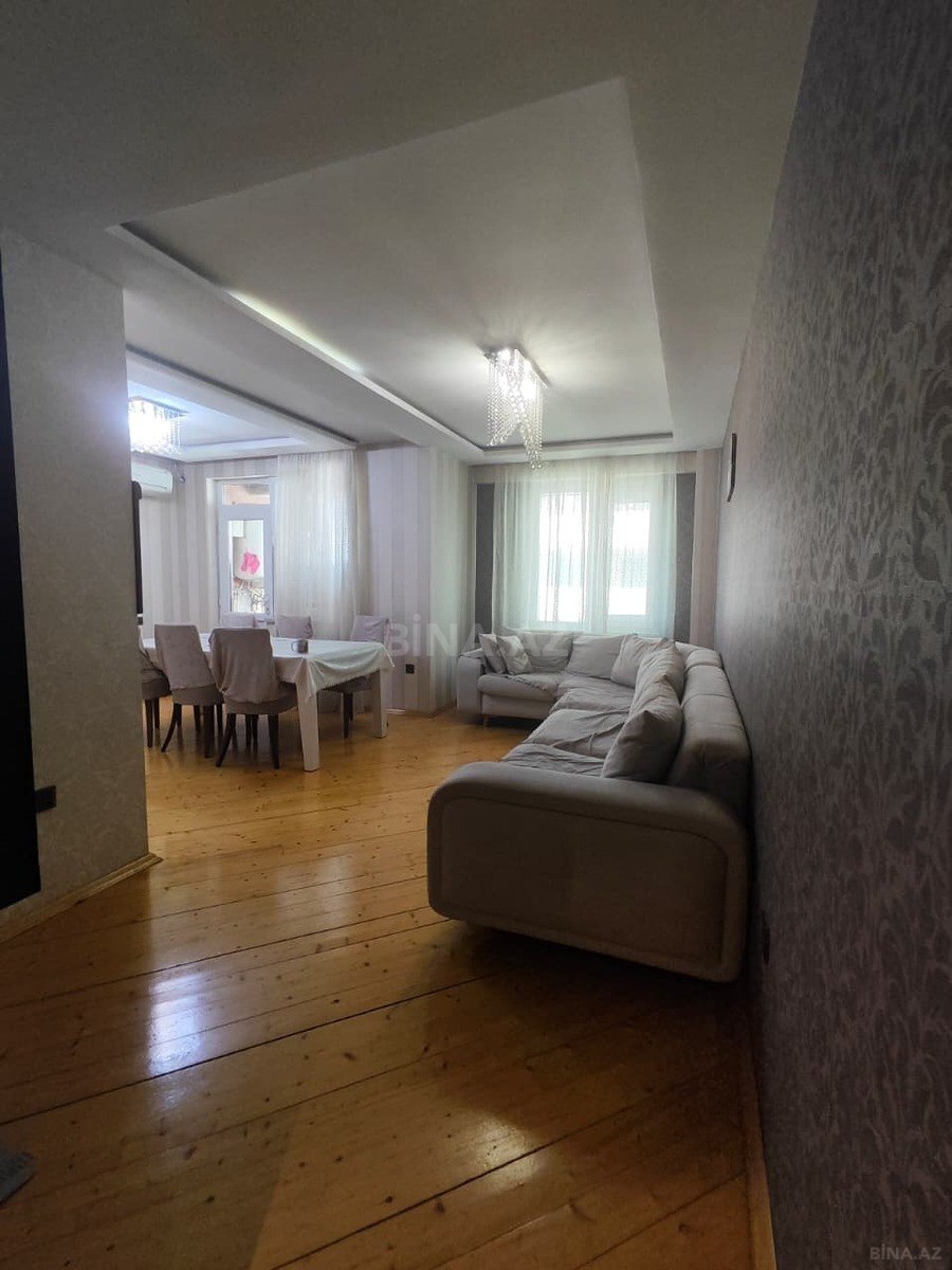 4 otaqlı Yeni tikili, Bakıxanov q., Bakı