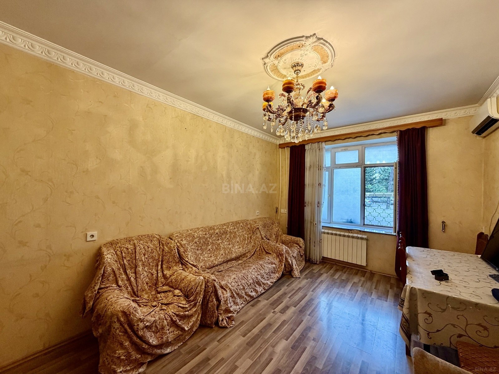 2 otaqlı Köhnə tikili, Qara Qarayev m., Bakı