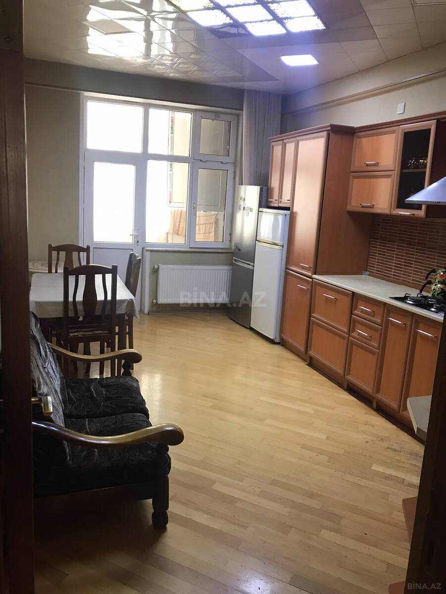 3 otaqlı Yeni tikili, Badamdar q., Bakı