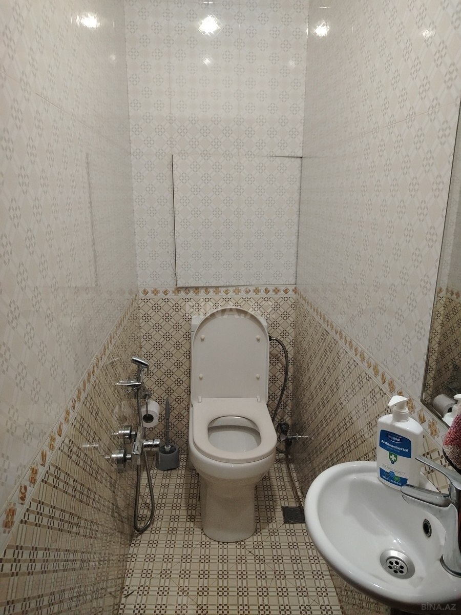 5 otaqlı Köhnə tikili, 8-ci mikrorayon q., Bakı
