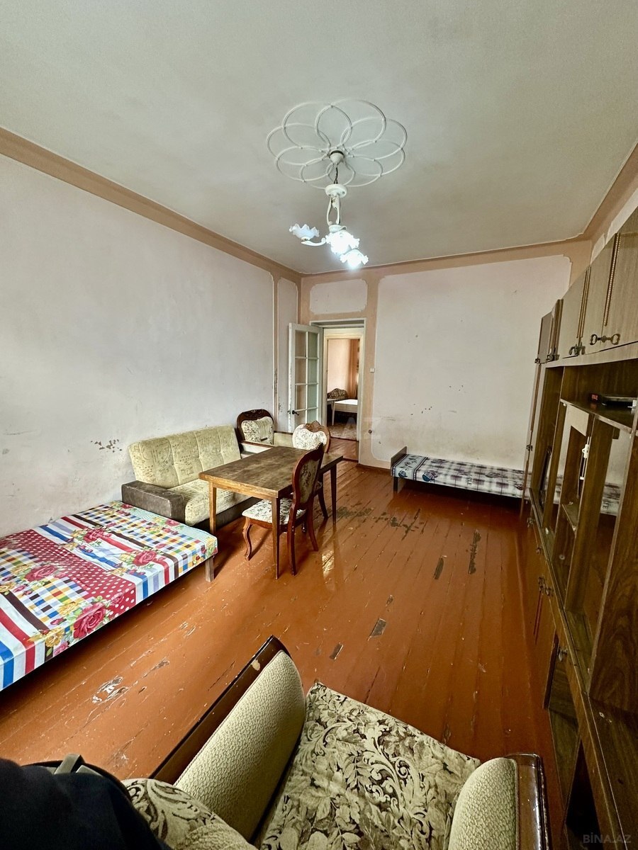 2 otaqlı Köhnə tikili, Neftçilər m., Bakı