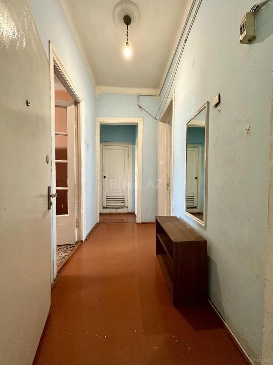 2 otaqlı Köhnə tikili, Neftçilər m., Bakı