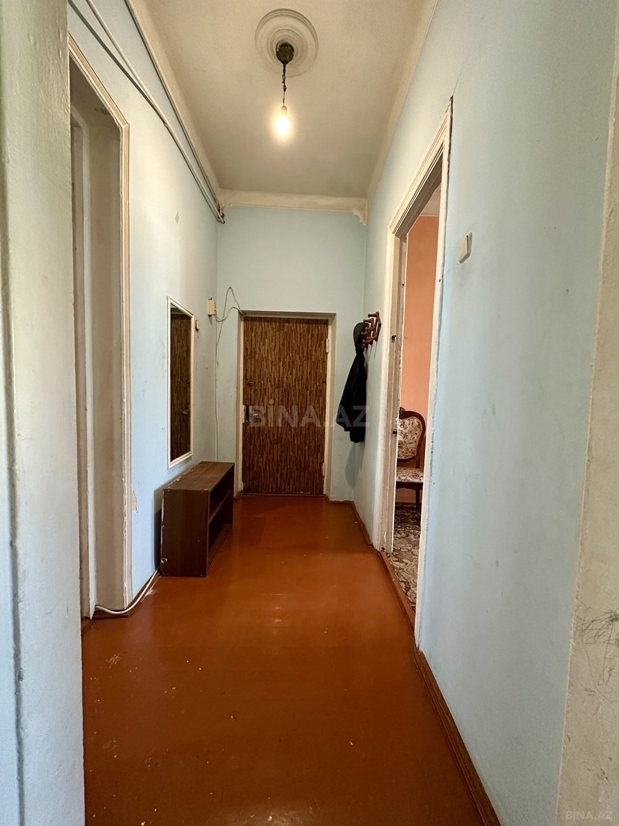 2 otaqlı Köhnə tikili, Neftçilər m., Bakı