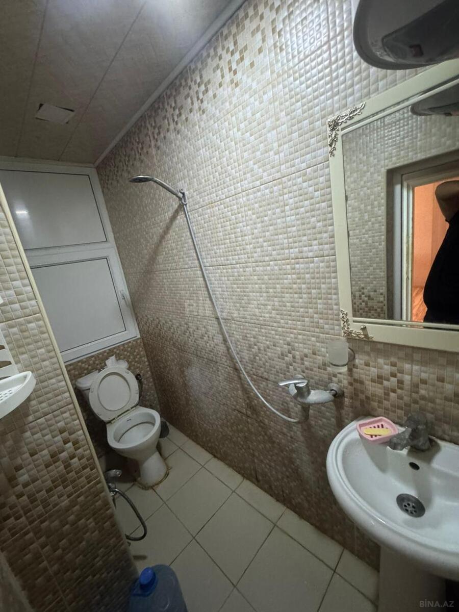 2 otaqlı Köhnə tikili, Memar Əcəmi m., Bakı