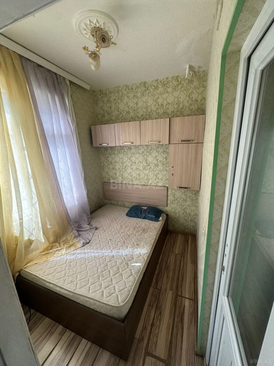 2 otaqlı Köhnə tikili, Memar Əcəmi m., Bakı