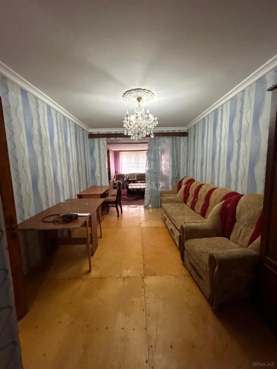 3 otaqlı Köhnə tikili, Neftçilər m., Bakı
