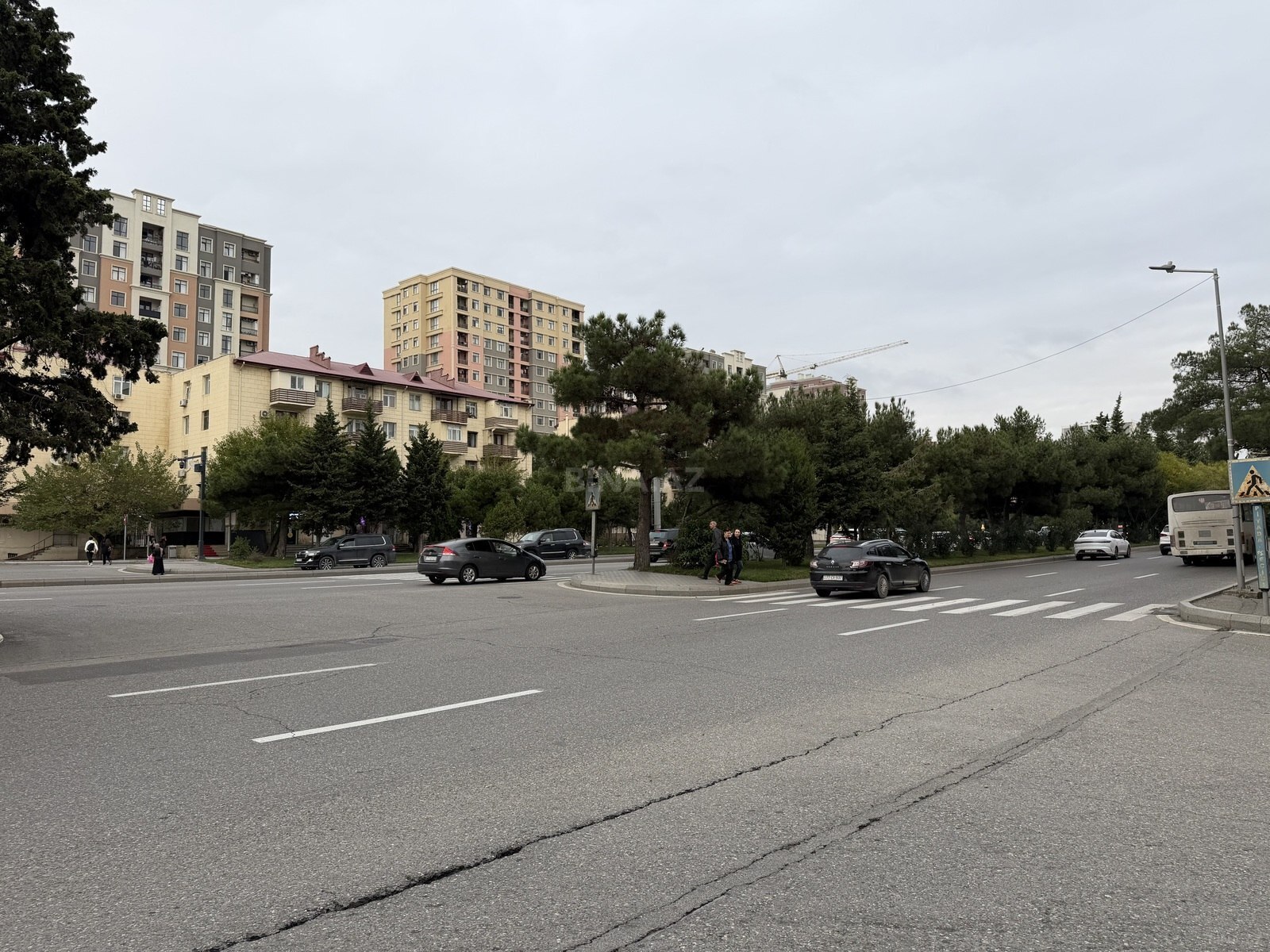 2 otaqlı Köhnə tikili, Qara Qarayev m., Bakı