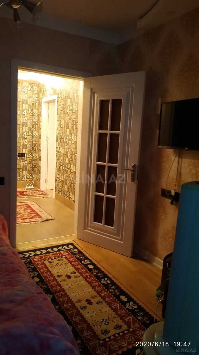 2 otaqlı Köhnə tikili, Elmlər Akademiyası m., Bakı