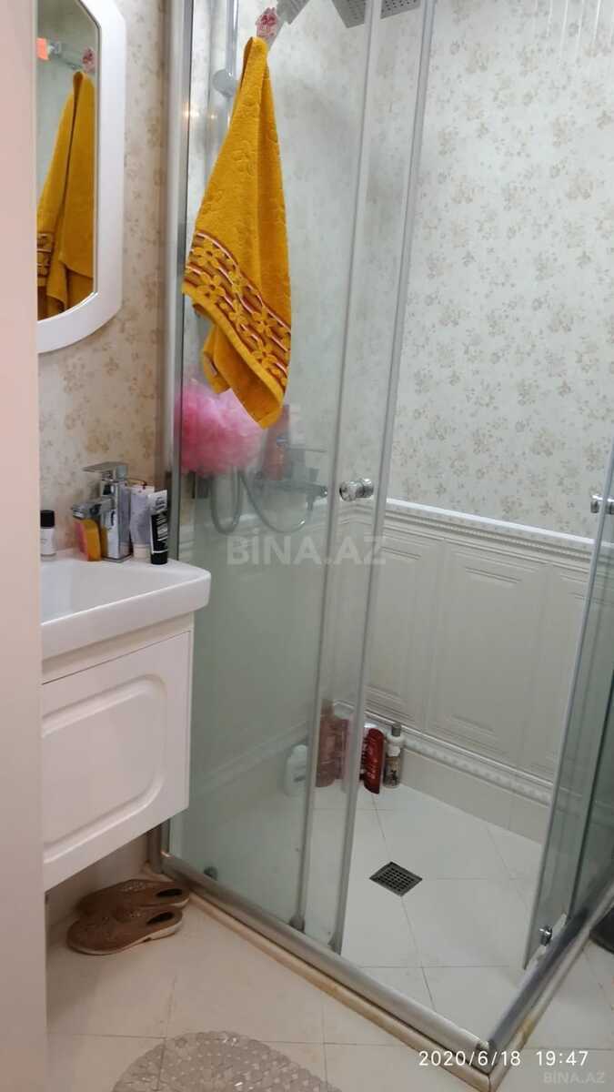 2 otaqlı Köhnə tikili, Elmlər Akademiyası m., Bakı