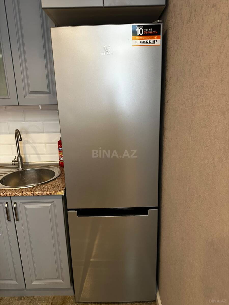 2 otaqlı Yeni tikili, 8 Noyabr m., Bakı