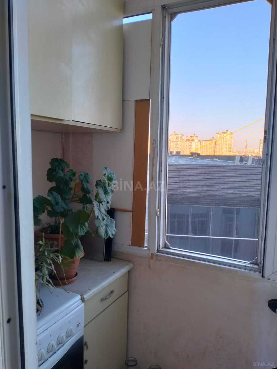 3 otaqlı Yeni tikili, Qara Qarayev m., Bakı