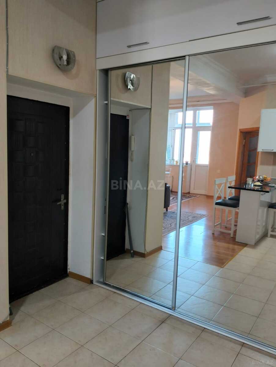 3 otaqlı Yeni tikili, Qara Qarayev m., Bakı