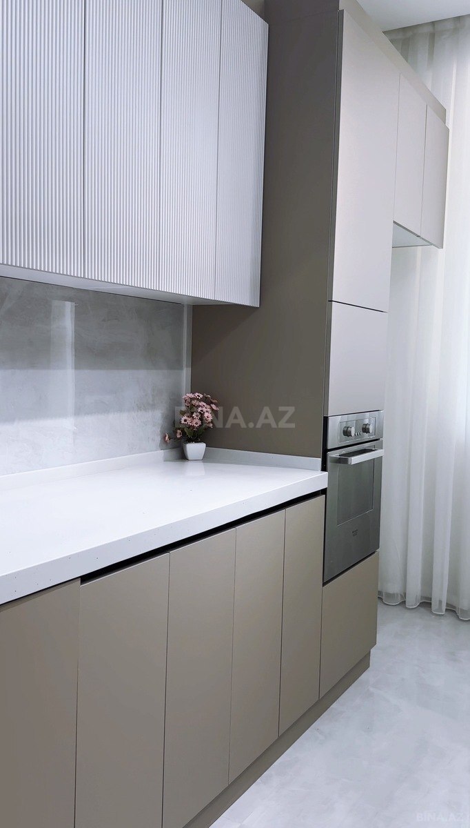 4 otaqlı Yeni tikili, 8 Noyabr m., Bakı