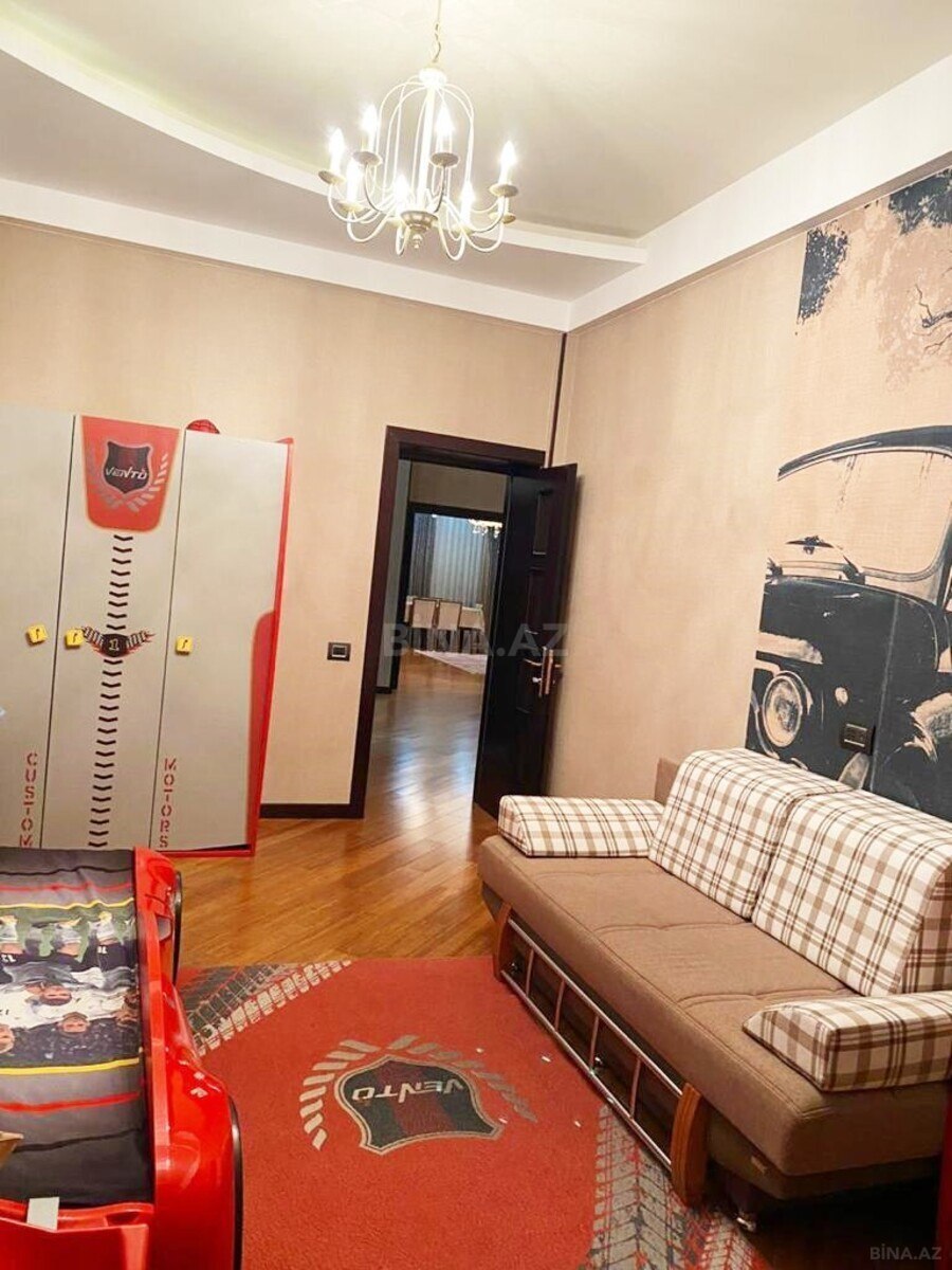 3 otaqlı Yeni tikili, İnşaatçılar m., Bakı