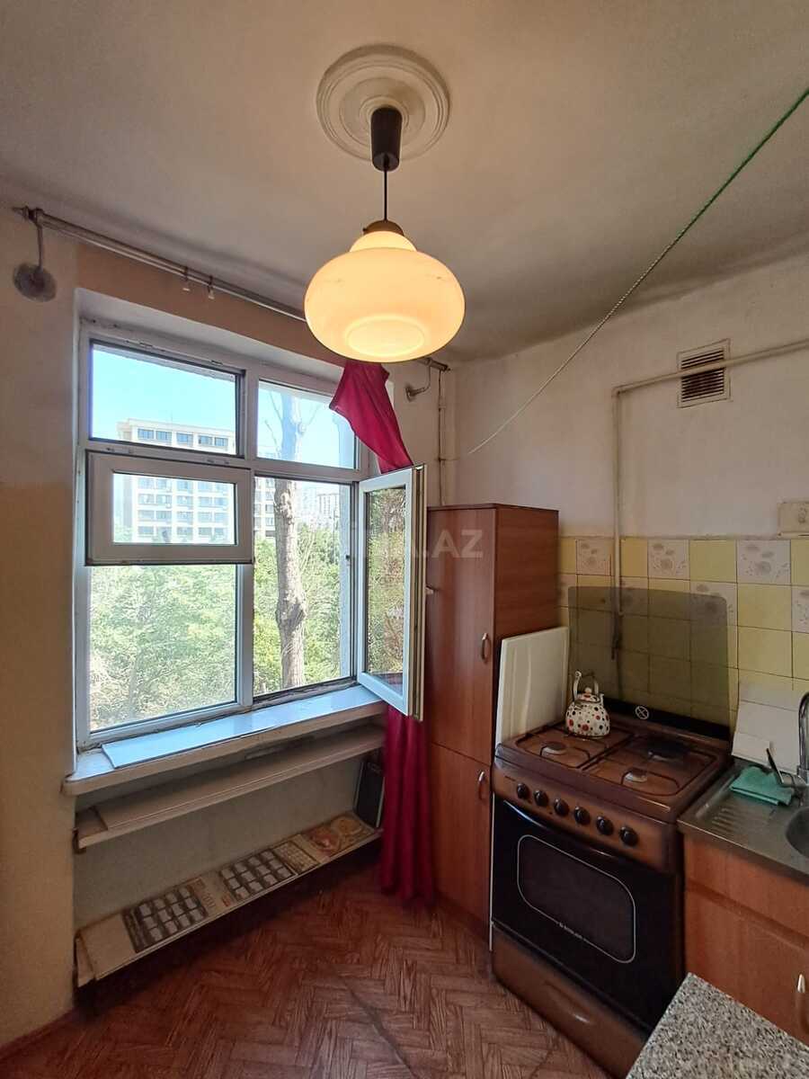 1 otaqlı Köhnə tikili, Əhmədli q., Bakı