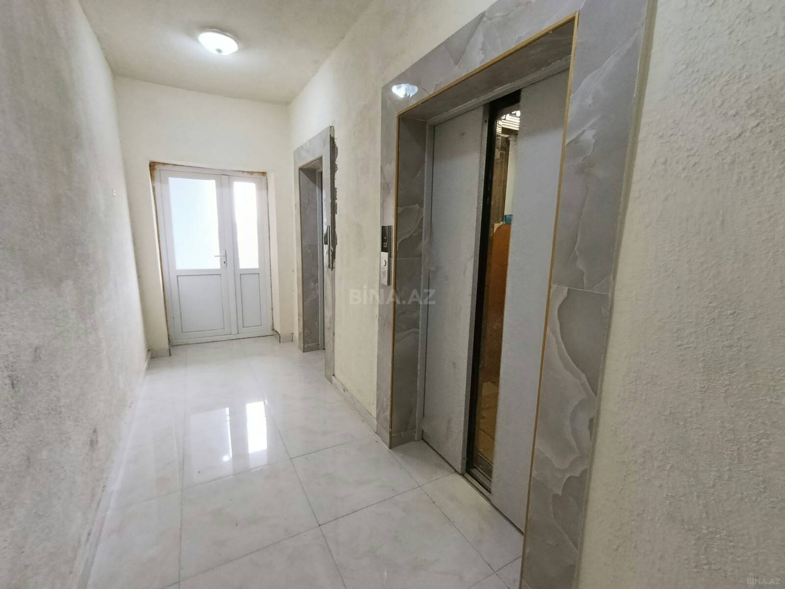 3 otaqlı Yeni tikili, Qaraçuxur q., Bakı