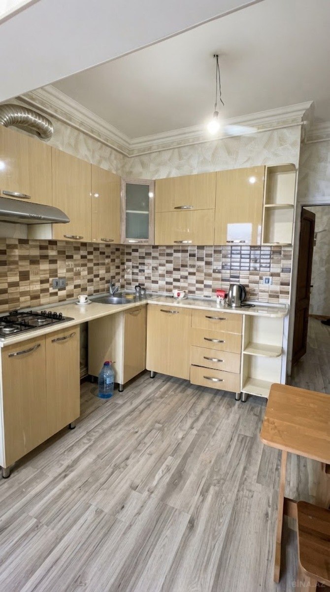 2 otaqlı Köhnə tikili, Nərimanov r., Bakı