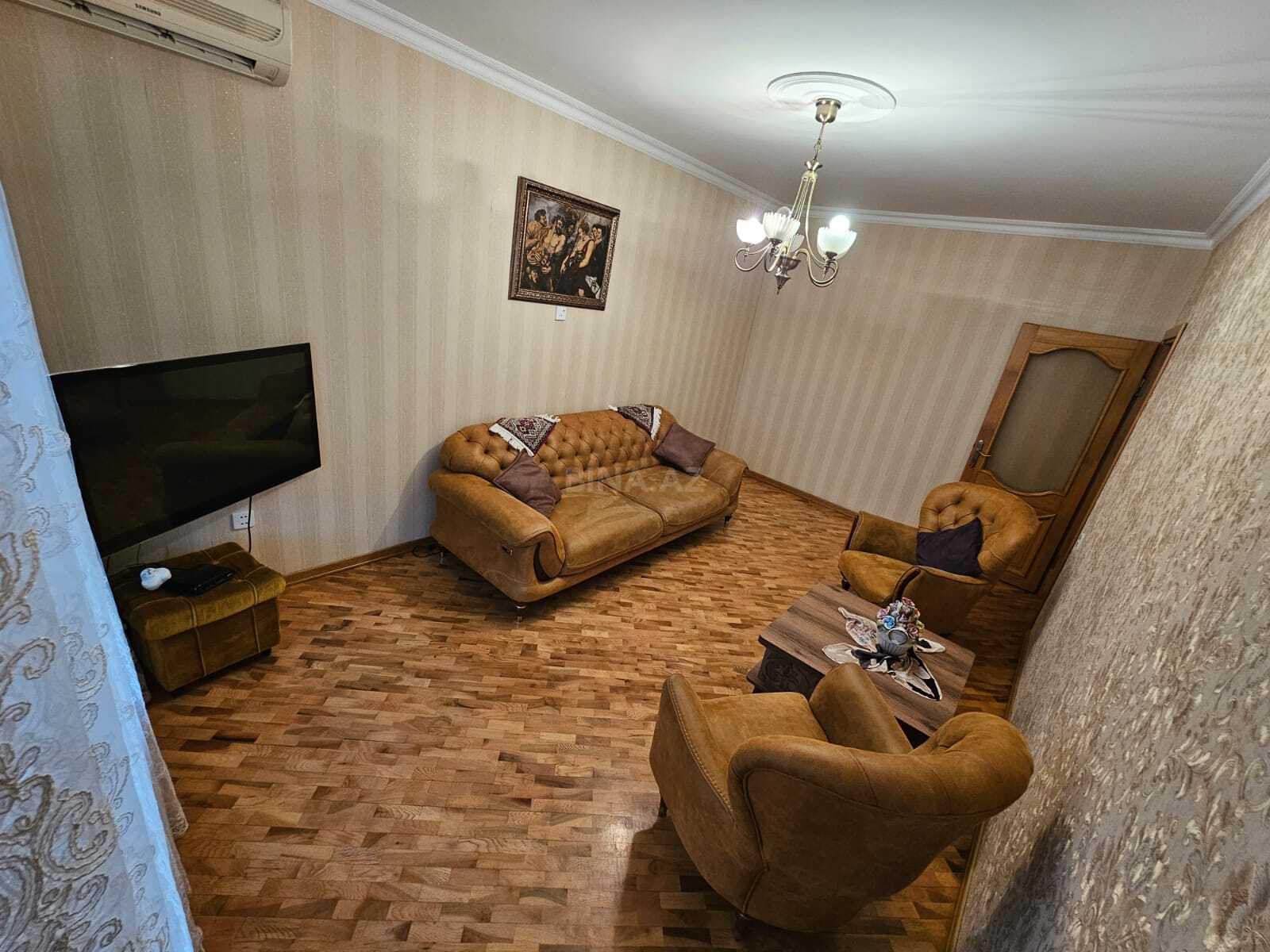 4 otaqlı Köhnə tikili, Nəsimi m., Bakı