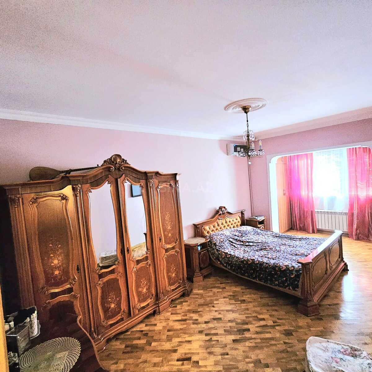 4 otaqlı Köhnə tikili, Nəsimi m., Bakı
