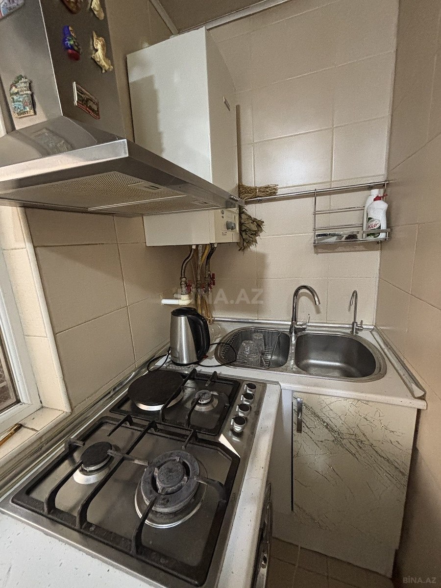 3 otaqlı Köhnə tikili, Gənclik m., Bakı