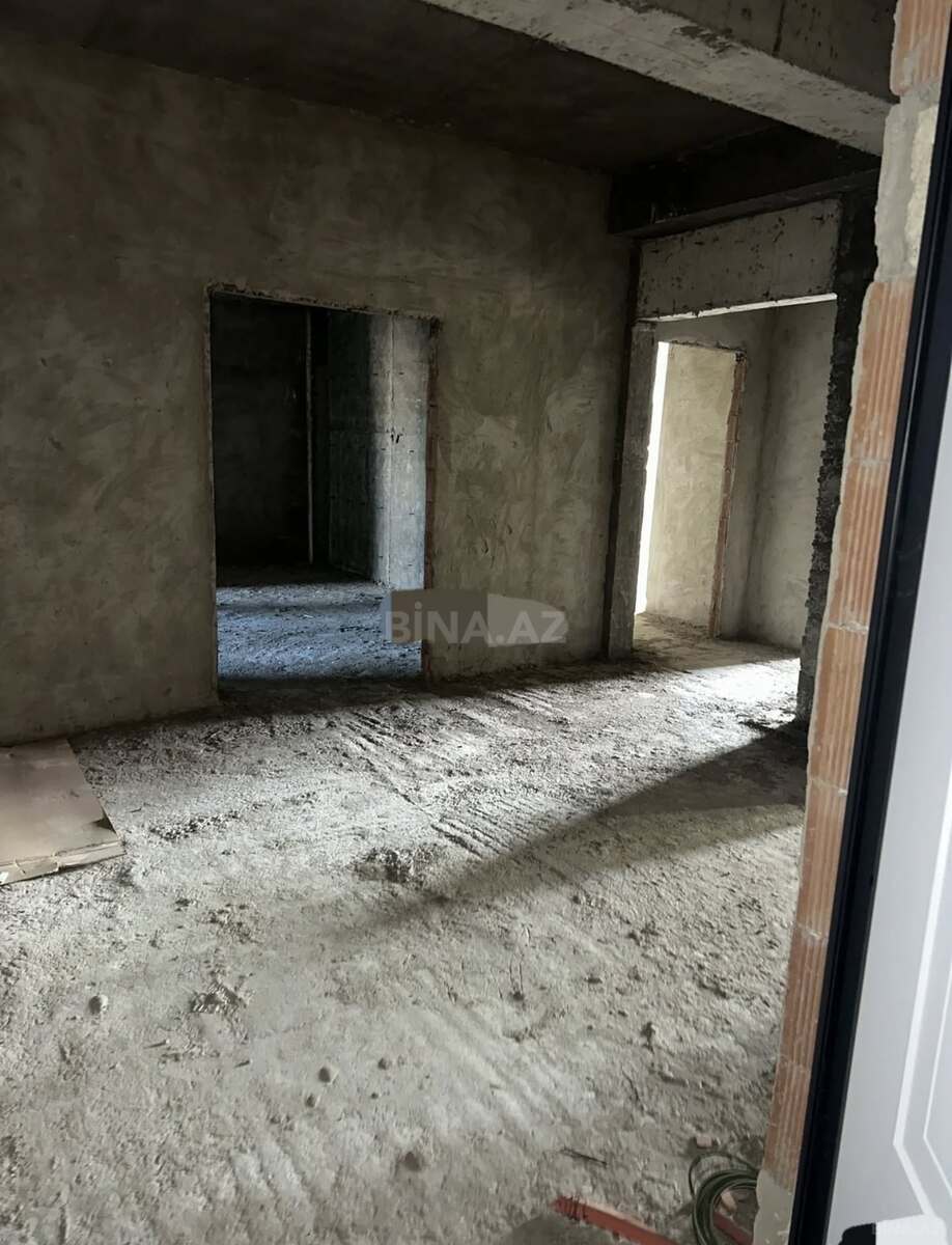 4 otaqlı Yeni tikili, Nizami m., Bakı