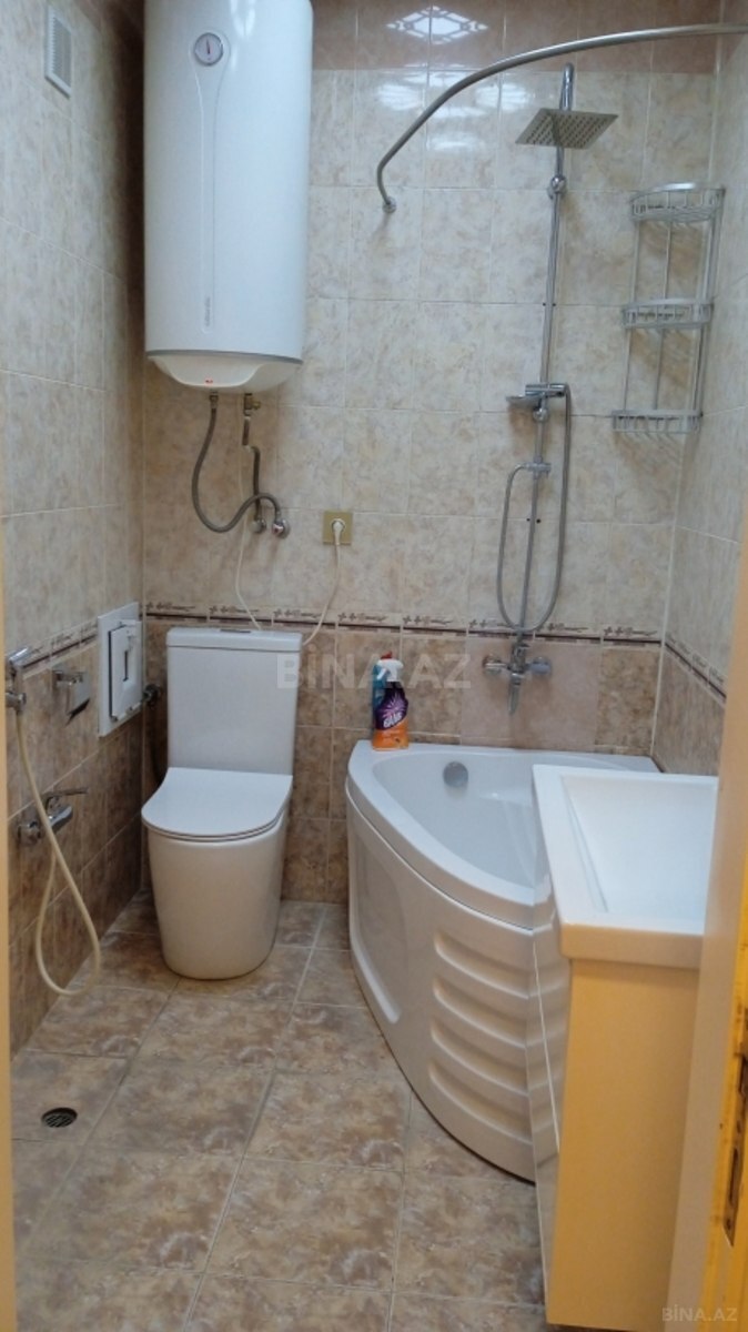 2 otaqlı Yeni tikili, 8-ci mikrorayon q., Bakı