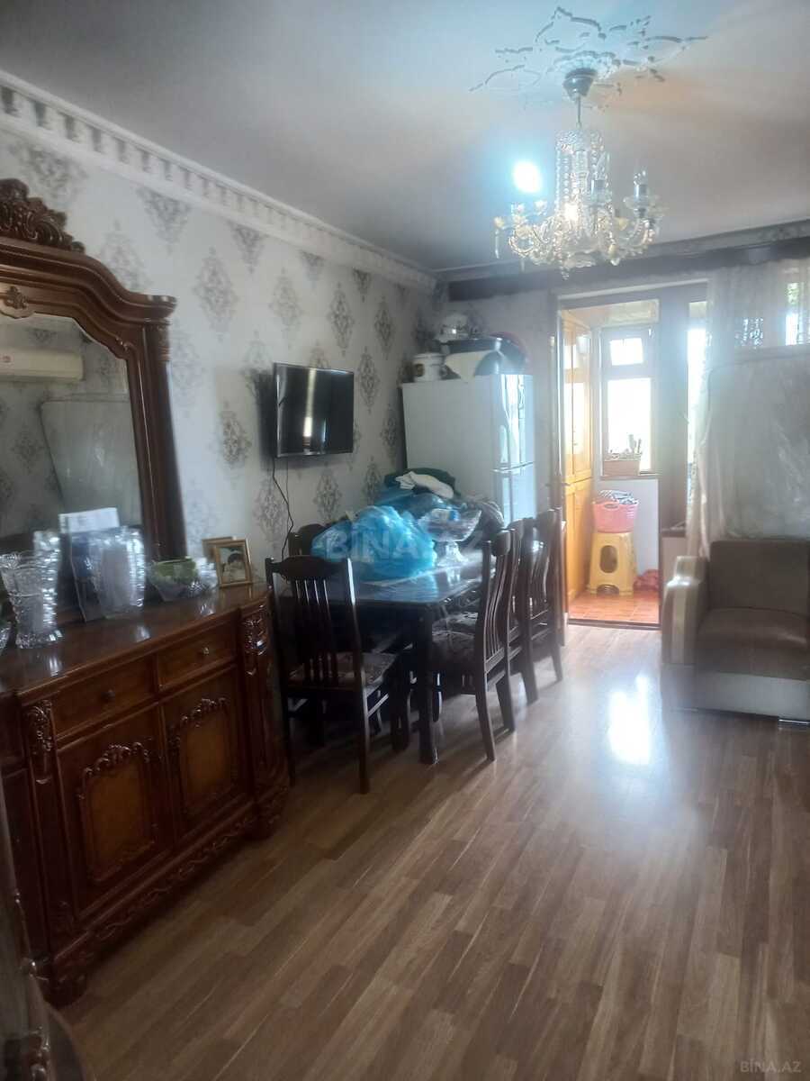 2 otaqlı Köhnə tikili, Neftçilər m., Bakı