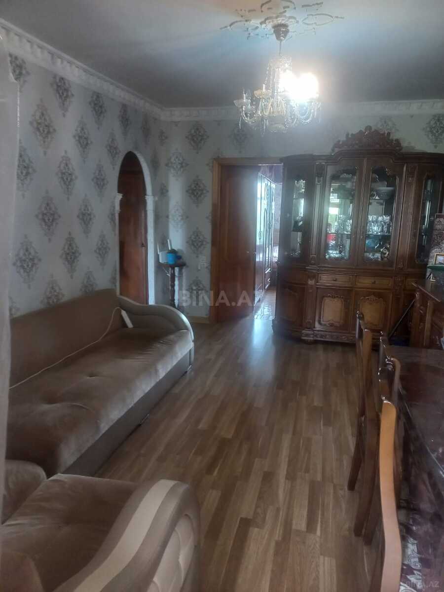 2 otaqlı Köhnə tikili, Neftçilər m., Bakı
