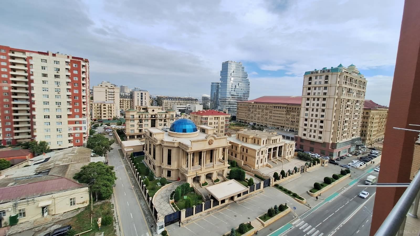 3 otaqlı Yeni tikili, Şah İsmayıl Xətai m., Bakı