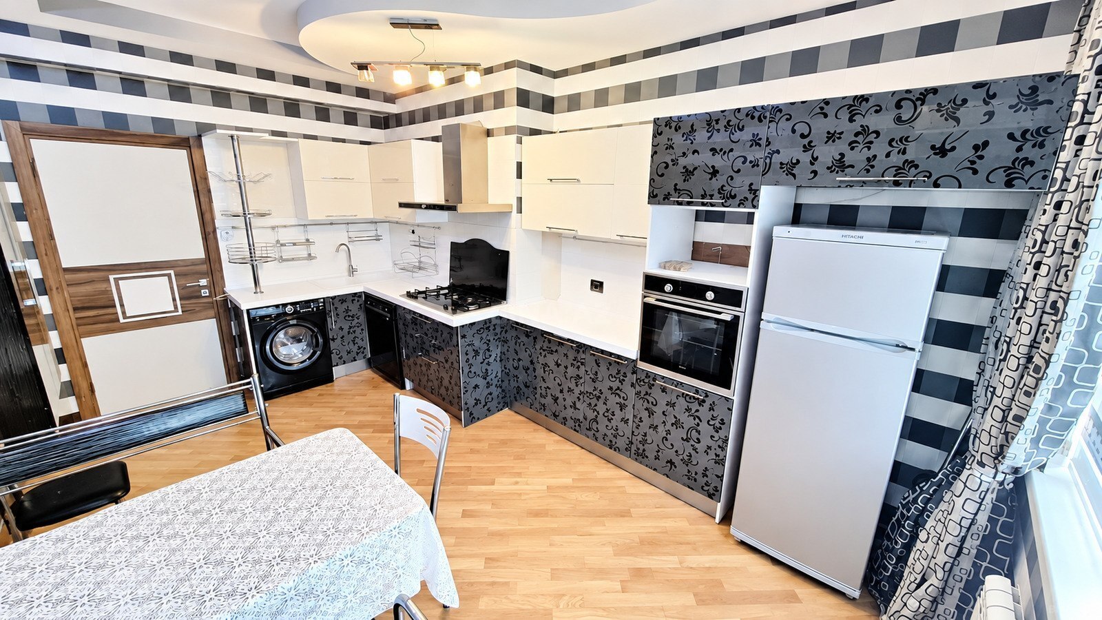 3 otaqlı Yeni tikili, Şah İsmayıl Xətai m., Bakı